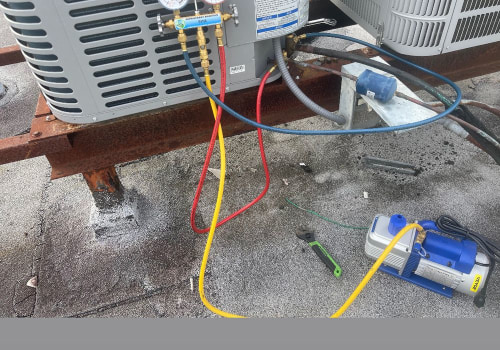 5 Red Flag Qualities of a Technician From a Duct Repair Services Company Near Brickell FL Also Servicing HVAC UV Lights